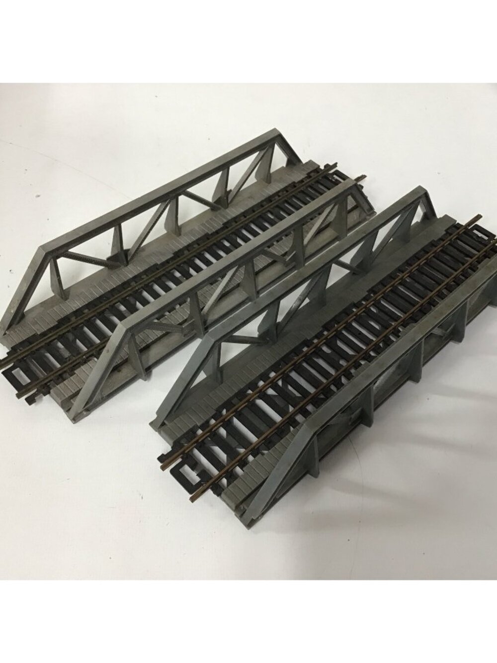 HO SCALE  TYCO 8-1/4" long x 2-1/2" wide TRUSS BRIDGE Lot Of 2